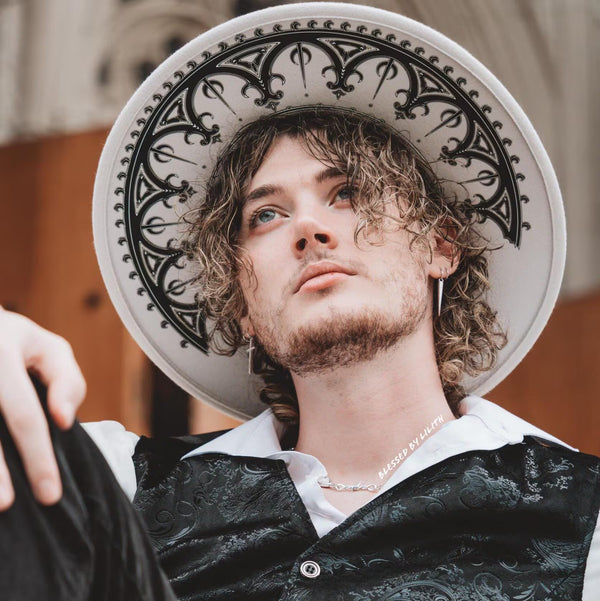 Ivory Parish Design - Hat Regular