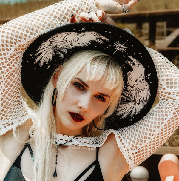White Ravens Design - Hat Regular and XL