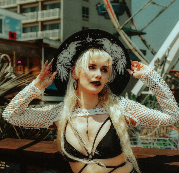 White Ravens Design - Hat Regular and XL