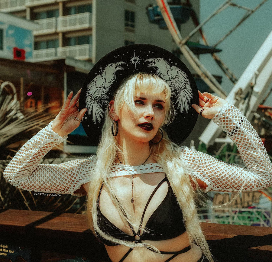 White Ravens Design - Hat Regular and XL