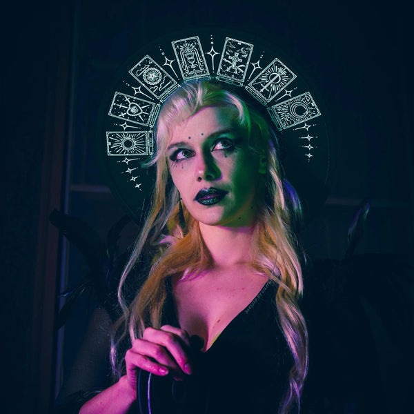 XL Tarot Card Design - Hat
